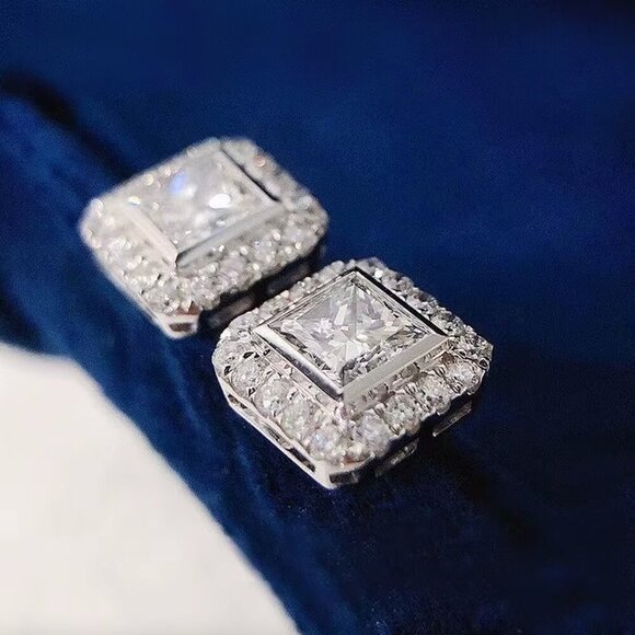 NEW 18k White Gold Princess Cut Diamond Earrings - Picture 3 of 6